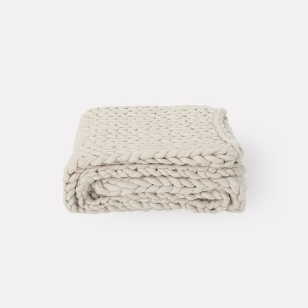 Blinddarm Chunky Knit Blanket Throw 50"x60", 100% Hand Knit Chenille Throw Blanket Reversible Design for Sofa & Home Decor, Beige